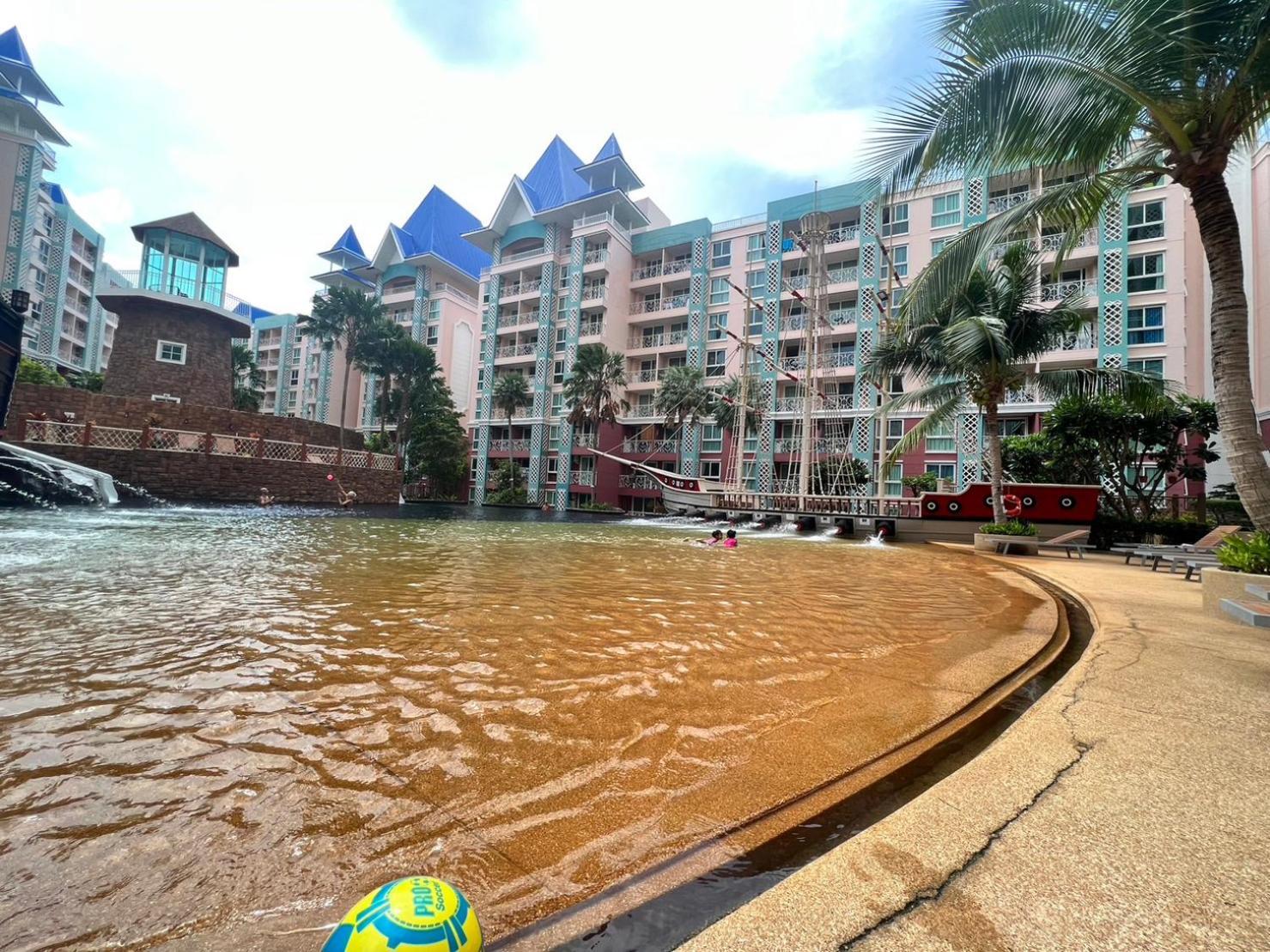 Grande Cariibbean Pattaya By Thitaアパートホテル エクステリア 写真