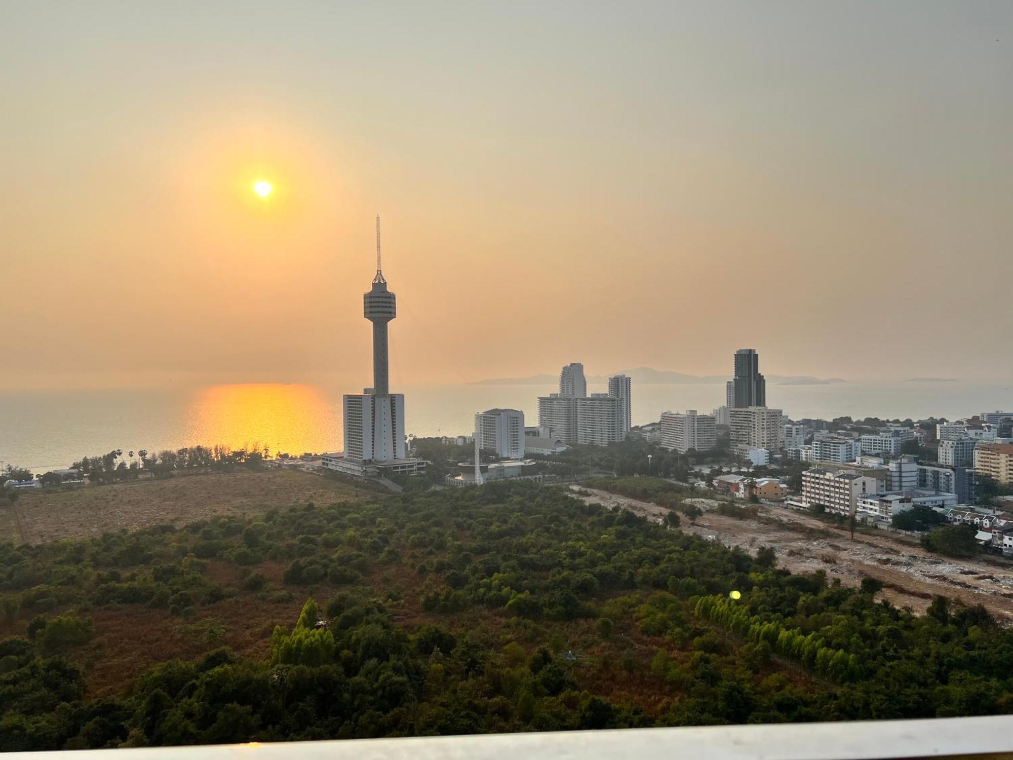 Grande Cariibbean Pattaya By Thitaアパートホテル エクステリア 写真
